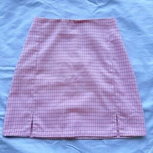 Brandy Melville Plaid Mini Cara Skirt